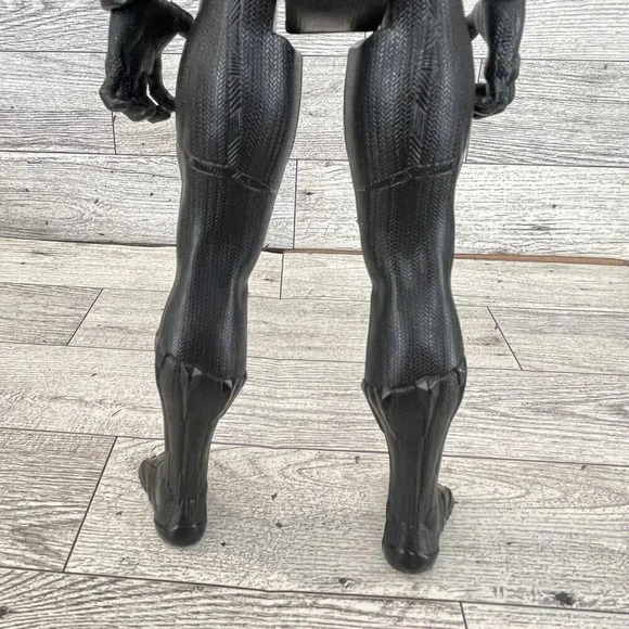 Marvel Avengers Black Panther 12” - Action Figure Hasbro 2018 - Picture 11 of 13